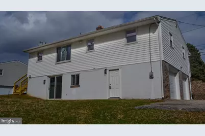 300 S Camp Street, Red Lion, PA 17356 - Photo 7