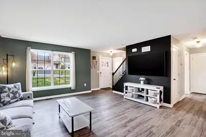 140 Burberry Lane, Mount Wolf, PA 17347 - Photo 13