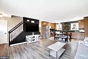 140 Burberry Ln, Mount Wolf, PA 17347 - Photo 15