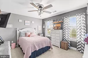 255 Sunset Dr, Hanover, PA 17331 - Photo 29