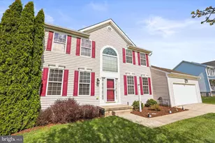 255 Sunset Dr, Hanover, PA 17331 - Photo 3