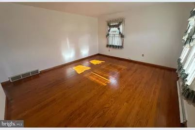 316 Moul Avenue, Hanover, PA 17331 - Photo 7