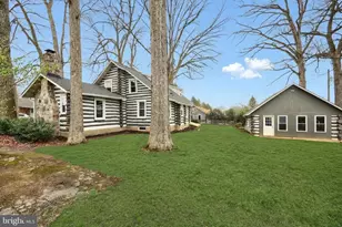 24 Park St, Jacobus, PA 17407 - Photo 7