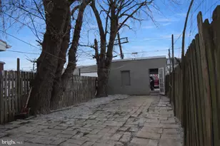 250 E College Ave, York, PA 17403 - Photo 21