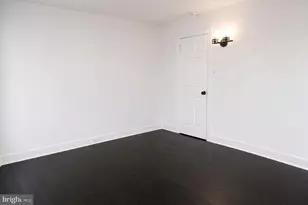 250 E College Ave, York, PA 17403 - Photo 13