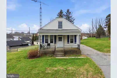 160 E Berlin Road, York, PA 17408 - Photo 1