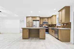 170 Timber Crest Dr, York, PA 17408 - Photo 3