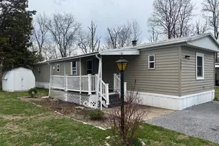 227 Waldorf Dr, York, PA 17404 - Photo 1