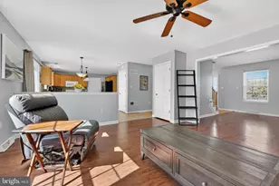 212 Sunset Cir, Red Lion, PA 17356 - Photo 11