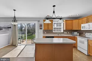 212 Sunset Cir, Red Lion, PA 17356 - Photo 15