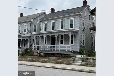246 Locust Street, Hanover, PA 17331 - Photo 1