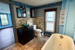 246 Locust St, Hanover, PA 17331 - Photo 33