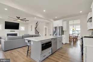 3828 Country Dr, Dover, PA 17315 - Photo 9