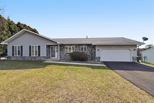 122 Overview Cir E, Red Lion, PA 17356 - Photo 1
