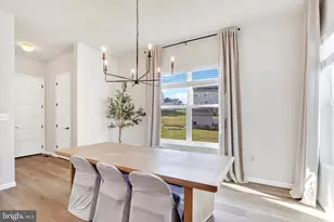 245 Hollyhock Dr, Manchester, PA 17345 - Photo 21