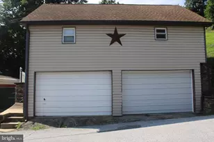 10 Winter Ave, Glen Rock, PA 17327 - Photo 7