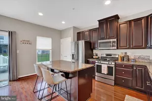 1244 Elderslie Ln, York, PA 17403 - Photo 5