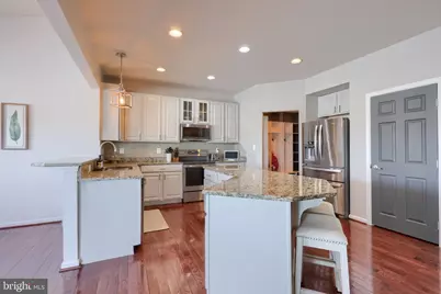 8418 Diamond Run Court, Seven Valleys, PA 17360 - Photo 5