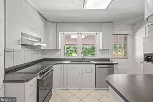 2215 Dixie Dr, York, PA 17402 - Photo 11