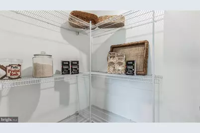 290 Grantway Drive, York, PA 17404 - Photo 7