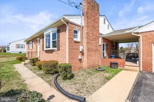 1885 Roosevelt Ave, York, PA 17408 - Photo 7