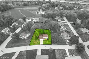 1884 Ebony Dr, York, PA 17402 - Photo 3