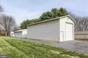 9421 Carlisle Rd, Dillsburg, PA 17019 - Photo 5