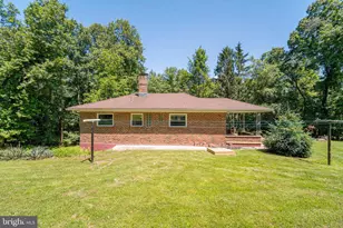 1310 E Butter Rd, York, PA 17406 - Photo 25