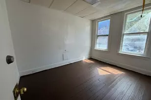 347 E King St, York, PA 17403 - Photo 7