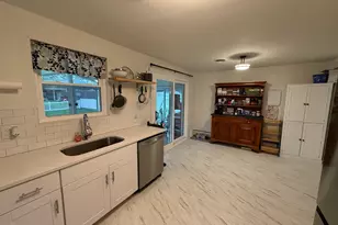 2441 Brookside Ln, York, PA 17402 - Photo 11