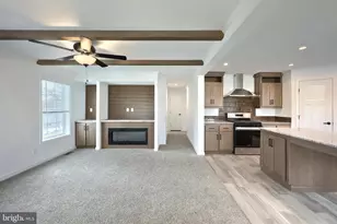 304 Landola Ave, Mount Wolf, PA 17347 - Photo 7