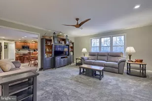 432 Bellaire Dr, York, PA 17402 - Photo 9