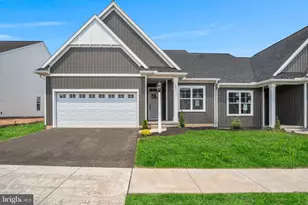 856 Shadowbrooke Dr, Dover, PA 17315 - Photo 1