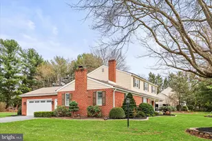 1240 Garrison Dr, York, PA 17404 - Photo 5