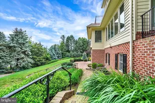 925 Summit Cir N, York, PA 17403 - Photo 63
