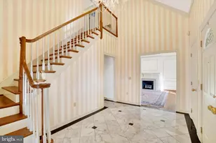 925 Summit Cir N, York, PA 17403 - Photo 23