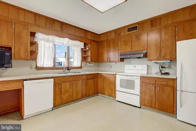 241 Charles Street, Hanover, PA 17331 - Photo 13