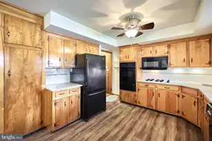 223 N 3rd St, New Freedom, PA 17349 - Photo 27