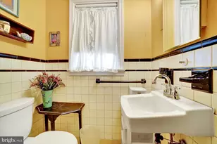 765 Country Club Rd, York, PA 17403 - Photo 9