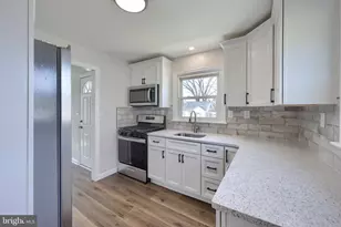 2581 Mayfield St, York, PA 17406 - Photo 11