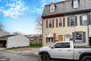 826 Fern Pl, York, PA 17404 - Photo 3