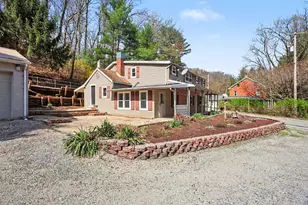 6381 Glatfelters Station Rd, Seven Valleys, PA 17360 - Photo 13