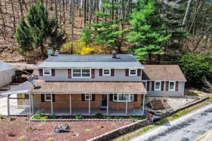 6381 Glatfelters Station Rd, Seven Valleys, PA 17360 - Photo 11