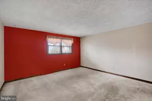 1010 Gleneagles Dr, York, PA 17404 - Photo 17