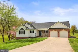6495 Pamadeva Rd, Hanover, PA 17331 - Photo 3
