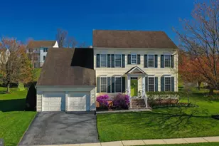 815 Edgeworth Ct, Red Lion, PA 17356 - Photo 1