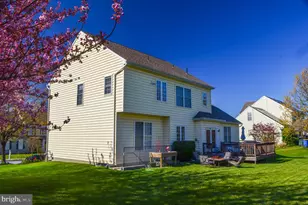 815 Edgeworth Ct, Red Lion, PA 17356 - Photo 15