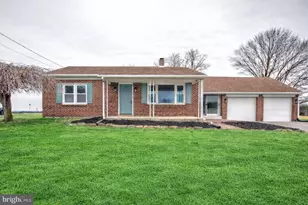 7047 Lincoln Hwy W, Thomasville, PA 17364 - Photo 1
