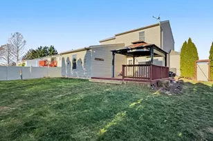 3025 Solar Dr, Dover, PA 17315 - Photo 19