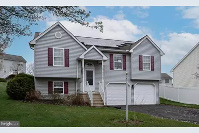 606 Butterfly Circle, Dallastown, PA 17313 - Photo 5